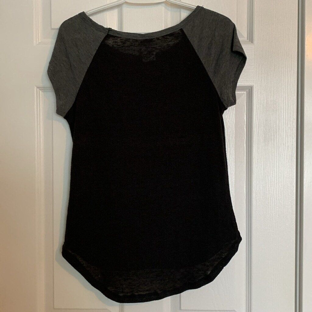 Disney Minnie Mouse T-shirt Girls size 11/13 Cap Sleeves Chalk Paint Print fun - Picture 3 of 7